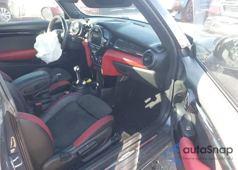 2018 Mini Hardtop John Cooper Works из США, поврежденный, VIN WMWXM9C50J2F66258